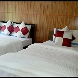happy-trust-happy-inn.kandyhotelsnow.com/