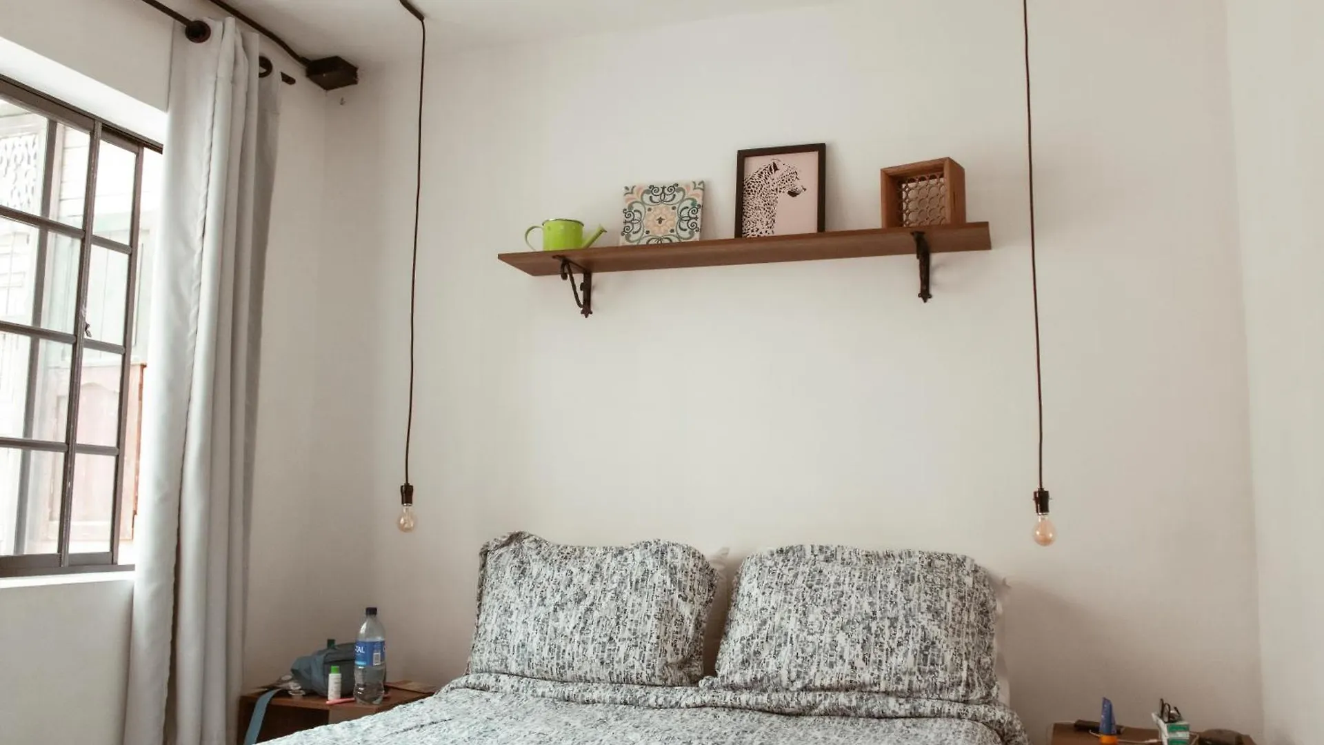 Adn Algo De Nosotros - Malaika Hostel Medellin